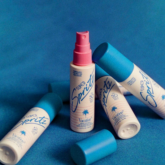 Vacation Inc. Super Spritz SPF 50 - Vincent Park - {{shop.address.city}} {{ shop.address.country }}