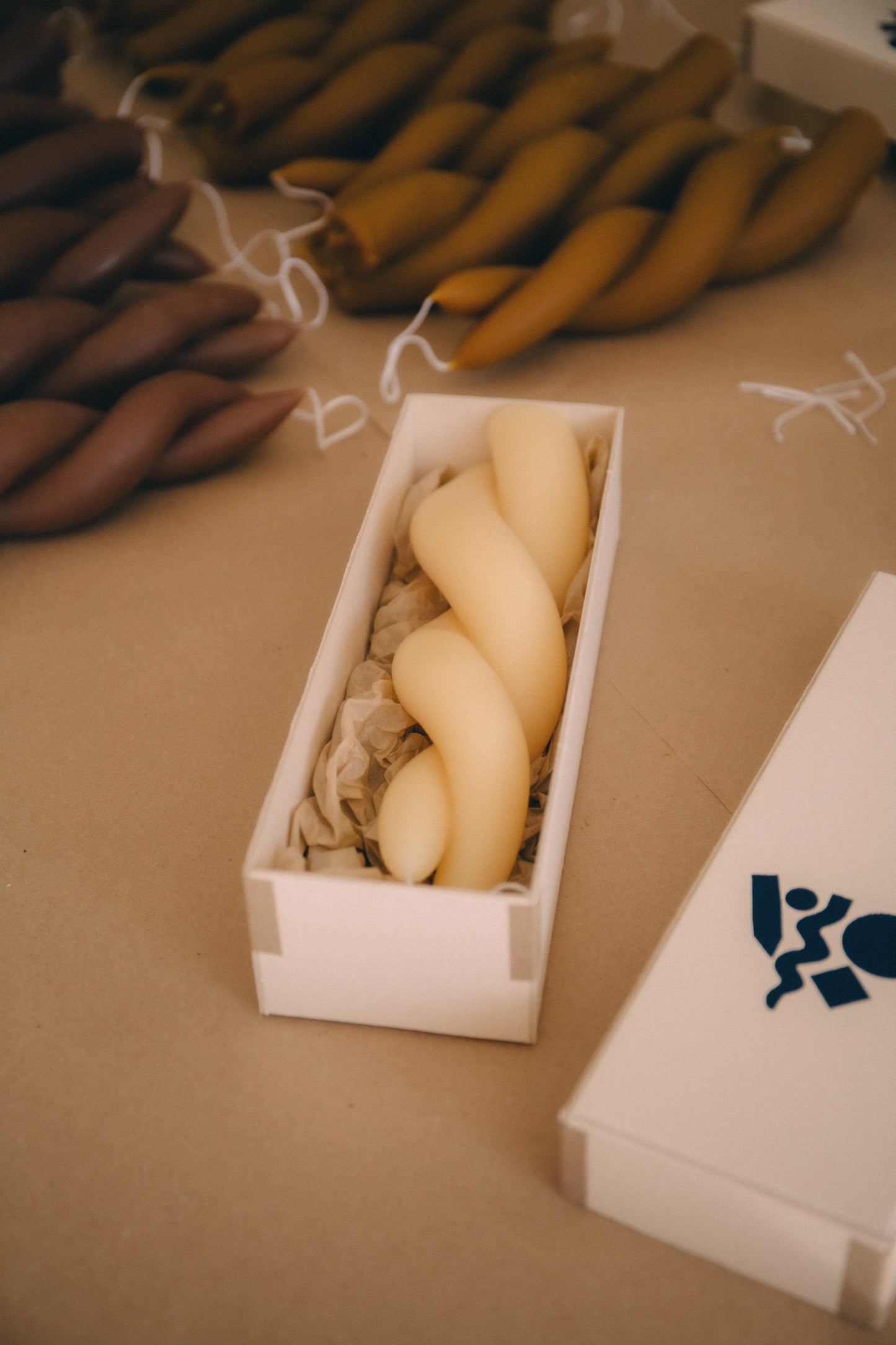 Copito Botero Candle Large - Blanc