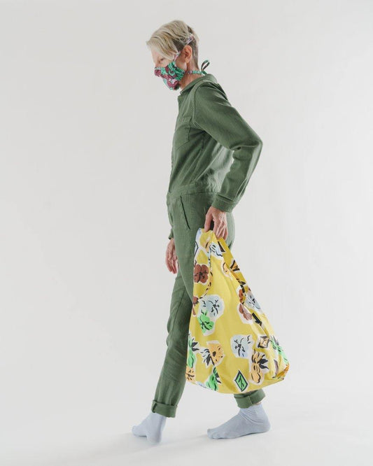 Baggu Standard Reusable Shopper - Paper Floral - Vincent Park - {{shop.address.city}} {{ shop.address.country }}