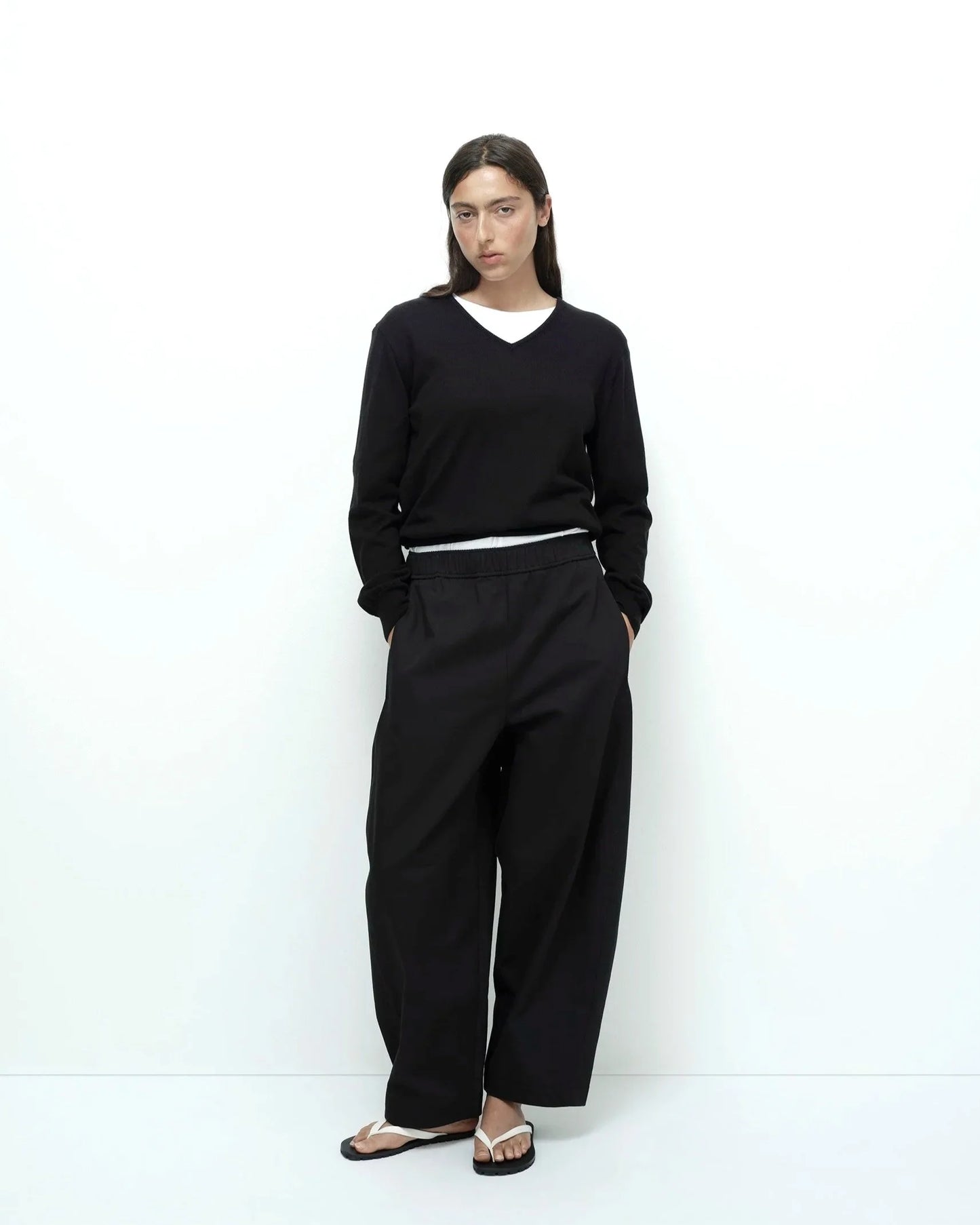 Cropped Balloon Pants — Black