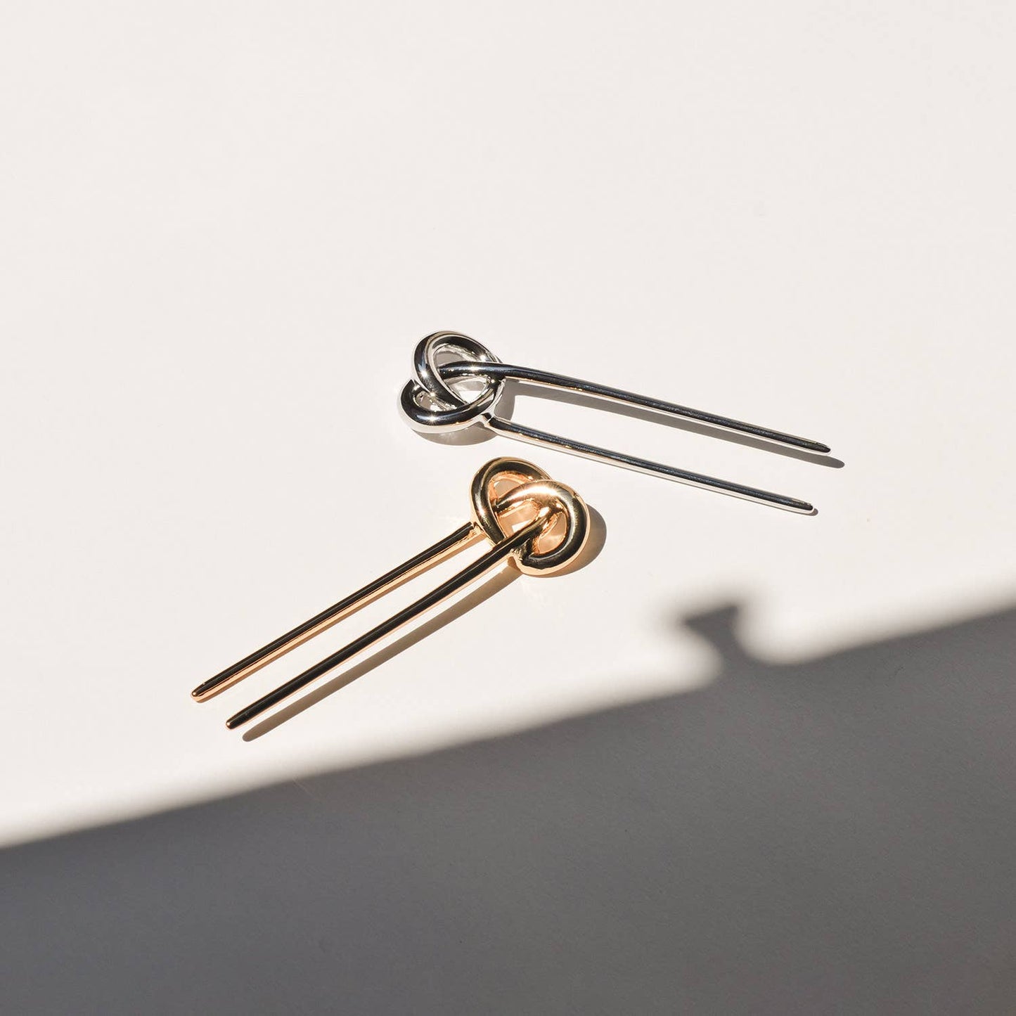 Knot-shaped Hair Stick — Silver