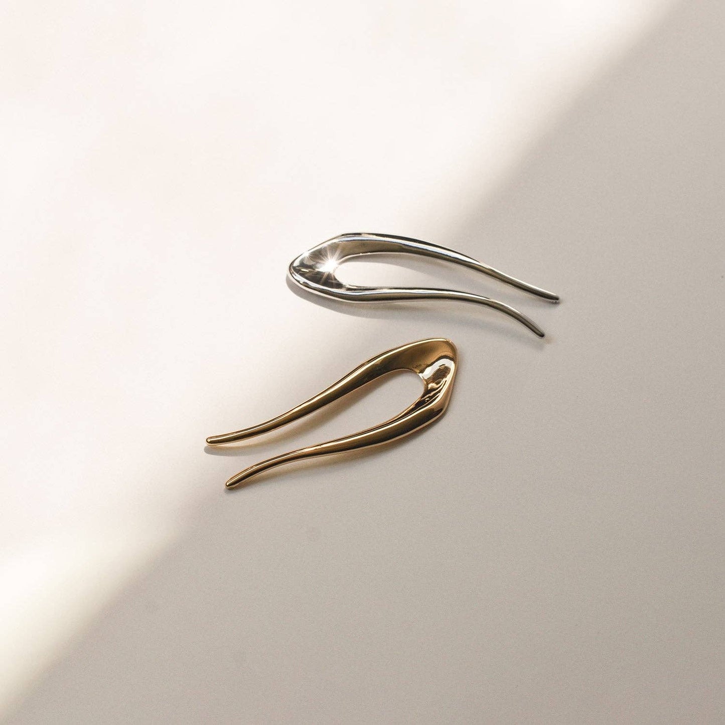 Short U-Shaped Metal Hair Stick — Gold