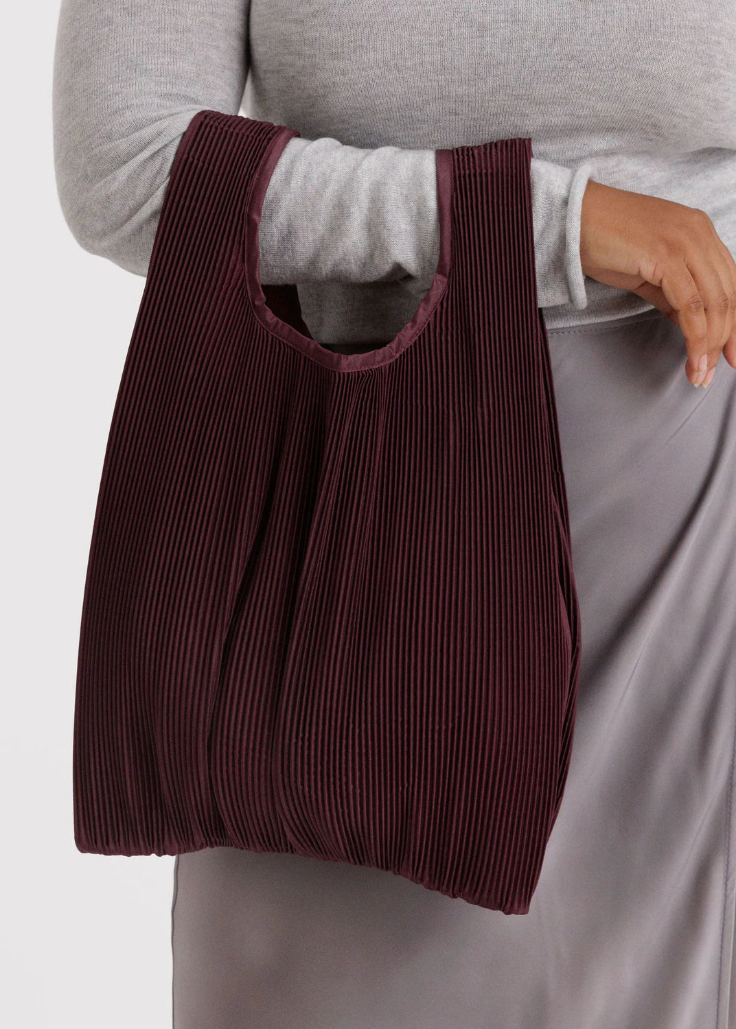 Pleated — Mahogany