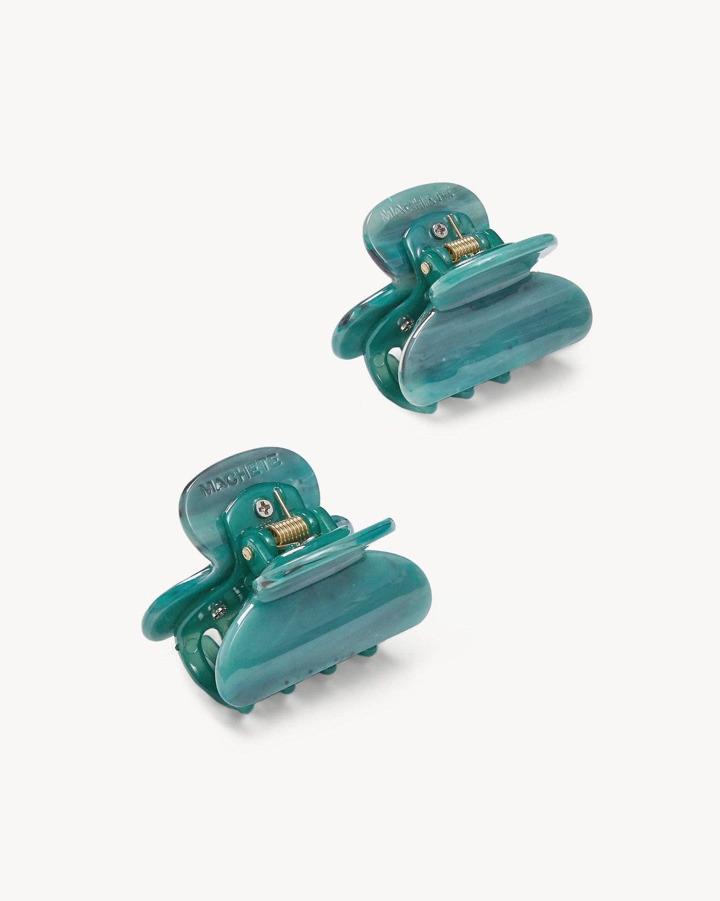 Twin Heirloom Claws — Jadeite