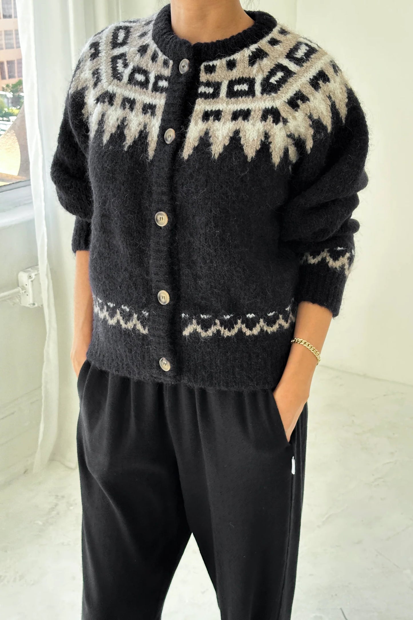 Alpaca Cabin Cardigan — Black
