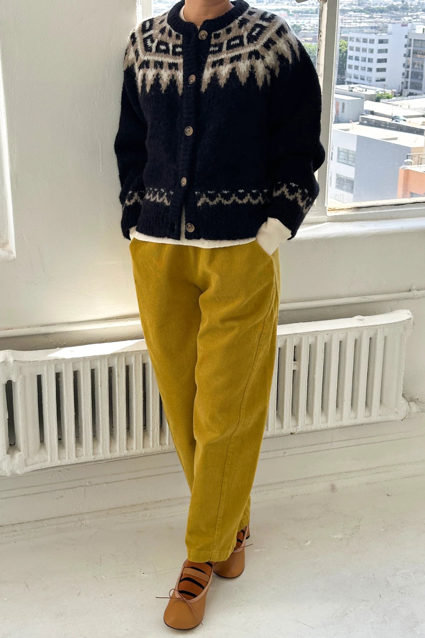 Alpaca Cabin Cardigan — Black