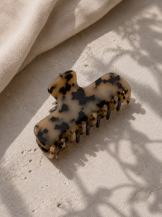 Grande Sloane Claw — White Leo