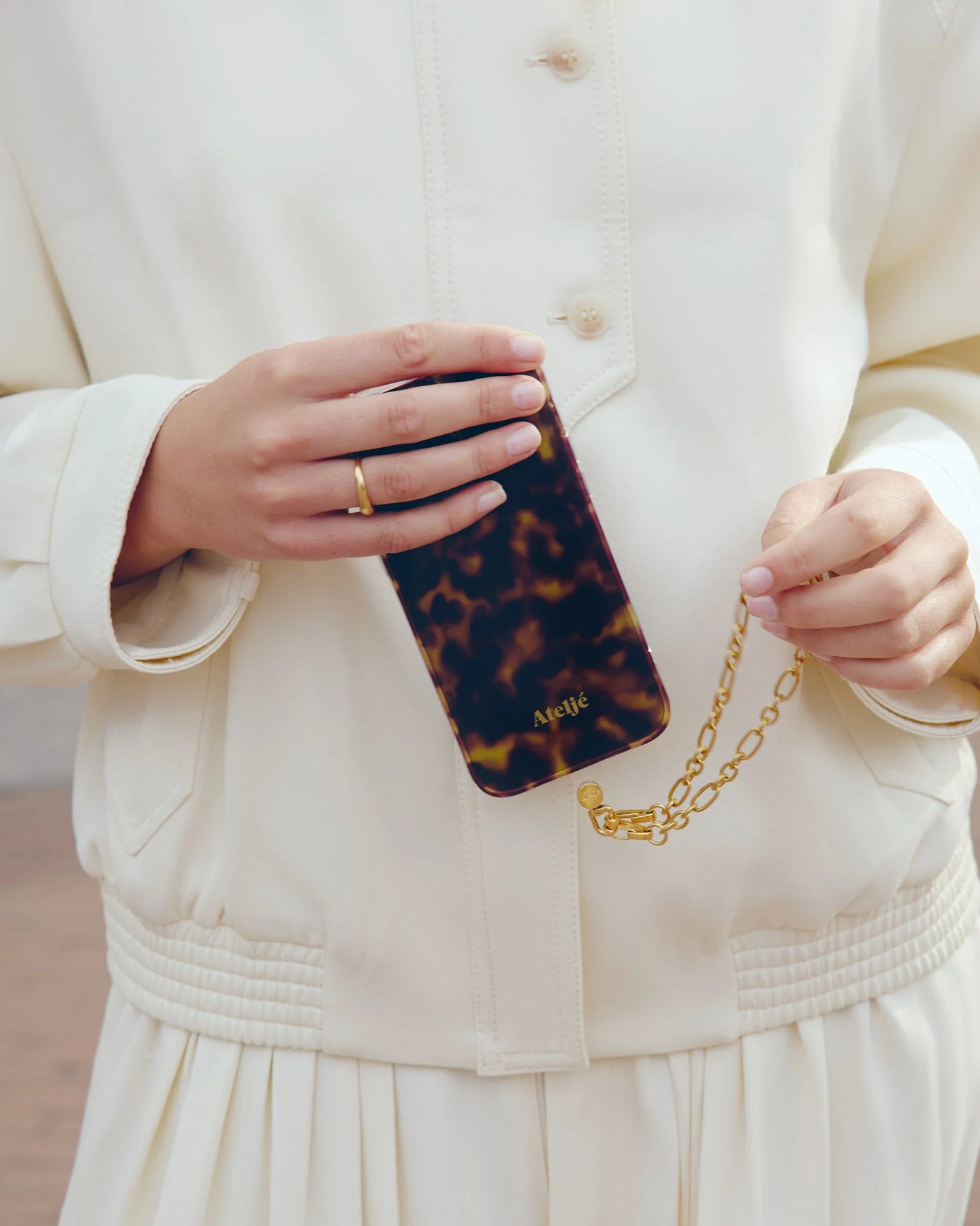 Ateljé phone connector