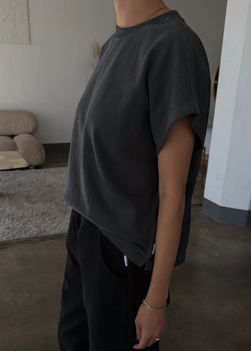 Jeanne Tee - Almost Black