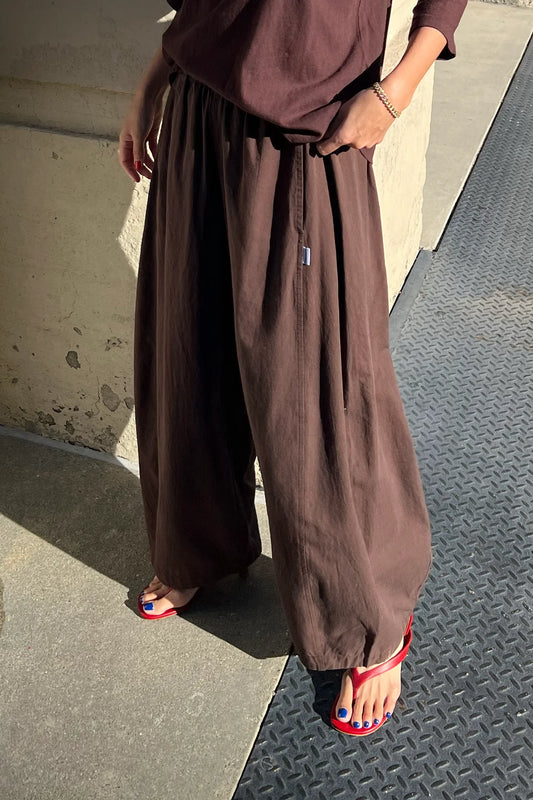Parachute Pants — Dark Brown