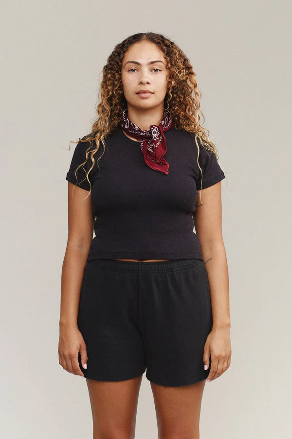 Isola Tee — Black