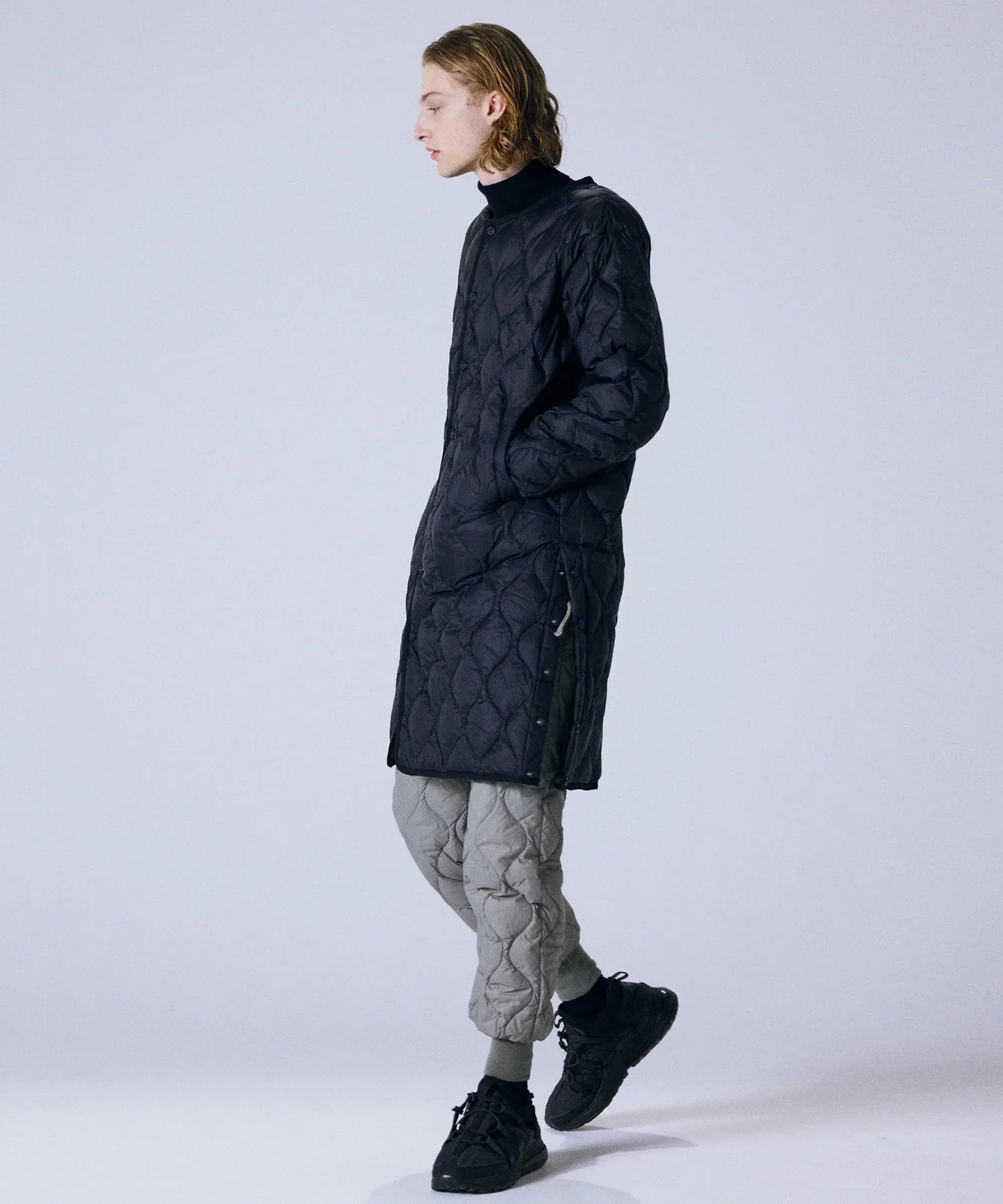 Taion Soft Shell Military Oversized Crew Neck Down Coat - Dark Olive