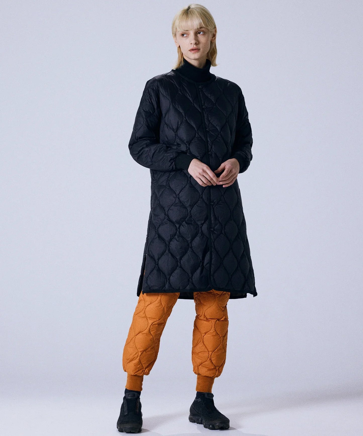 Taion Soft Shell Military Oversized Crew Neck Down Coat - Dark Olive