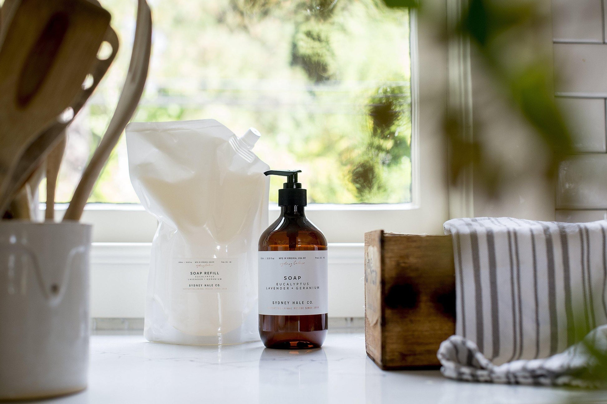 Sydney Hale Hand Soap - Sweet Orange, Rosemary + Sage - Vincent Park - {{shop.address.city}} {{ shop.address.country }}