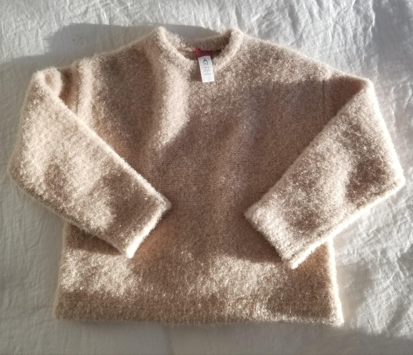 Le Bon Shoppe Envie Sweater - Sand - Vincent Park - {{shop.address.city}} {{ shop.address.country }}