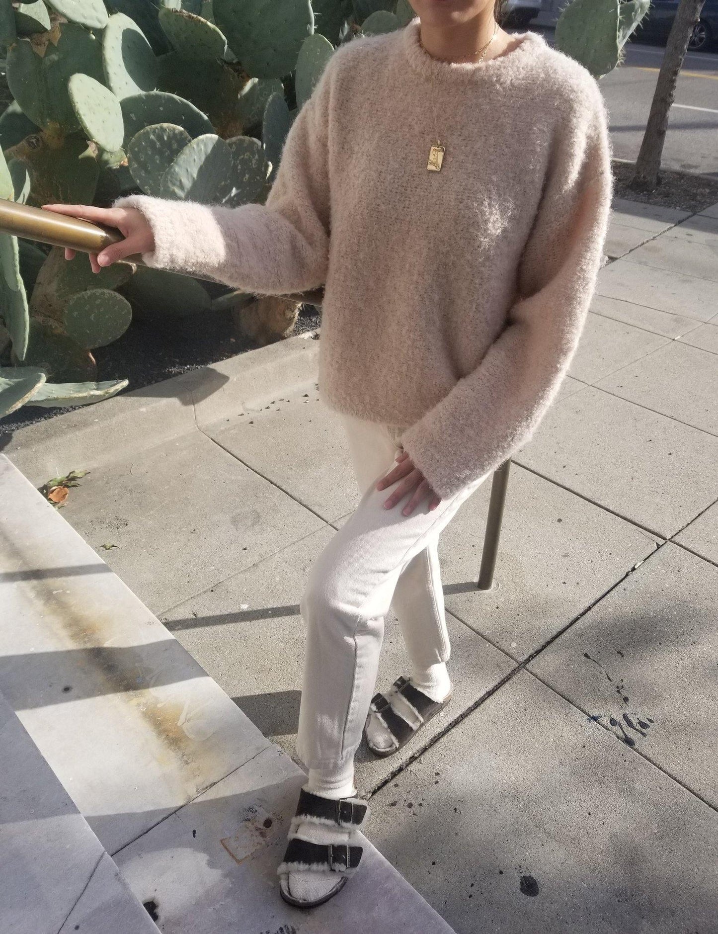 Le Bon Shoppe Envie Sweater - Sand - Vincent Park - {{shop.address.city}} {{ shop.address.country }}