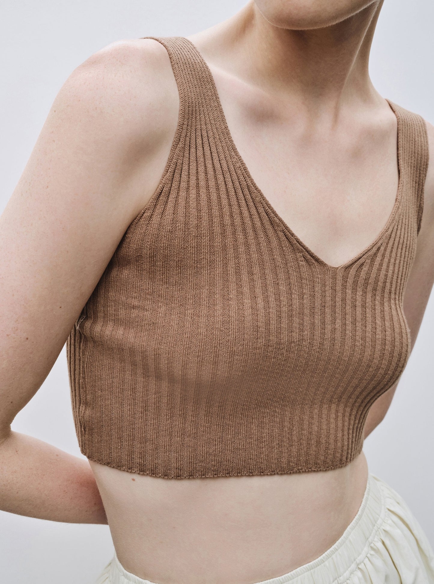 Mijeong Park Ribbed Knit V-Neck Crop Top - Camel - Vincent Park - {{shop.address.city}} {{ shop.address.country }}