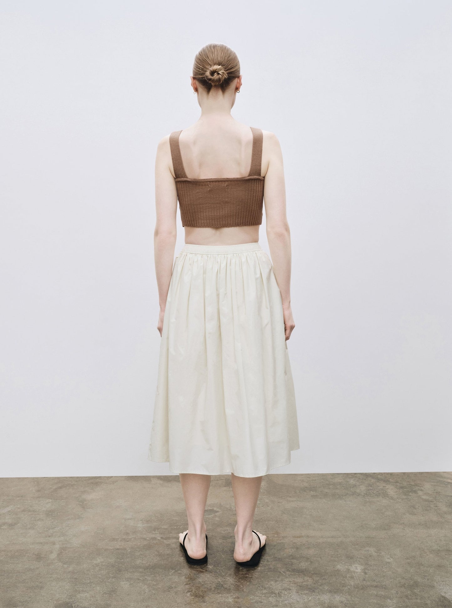 Mijeong Park Ribbed Knit V-Neck Crop Top - Camel - Vincent Park - {{shop.address.city}} {{ shop.address.country }}