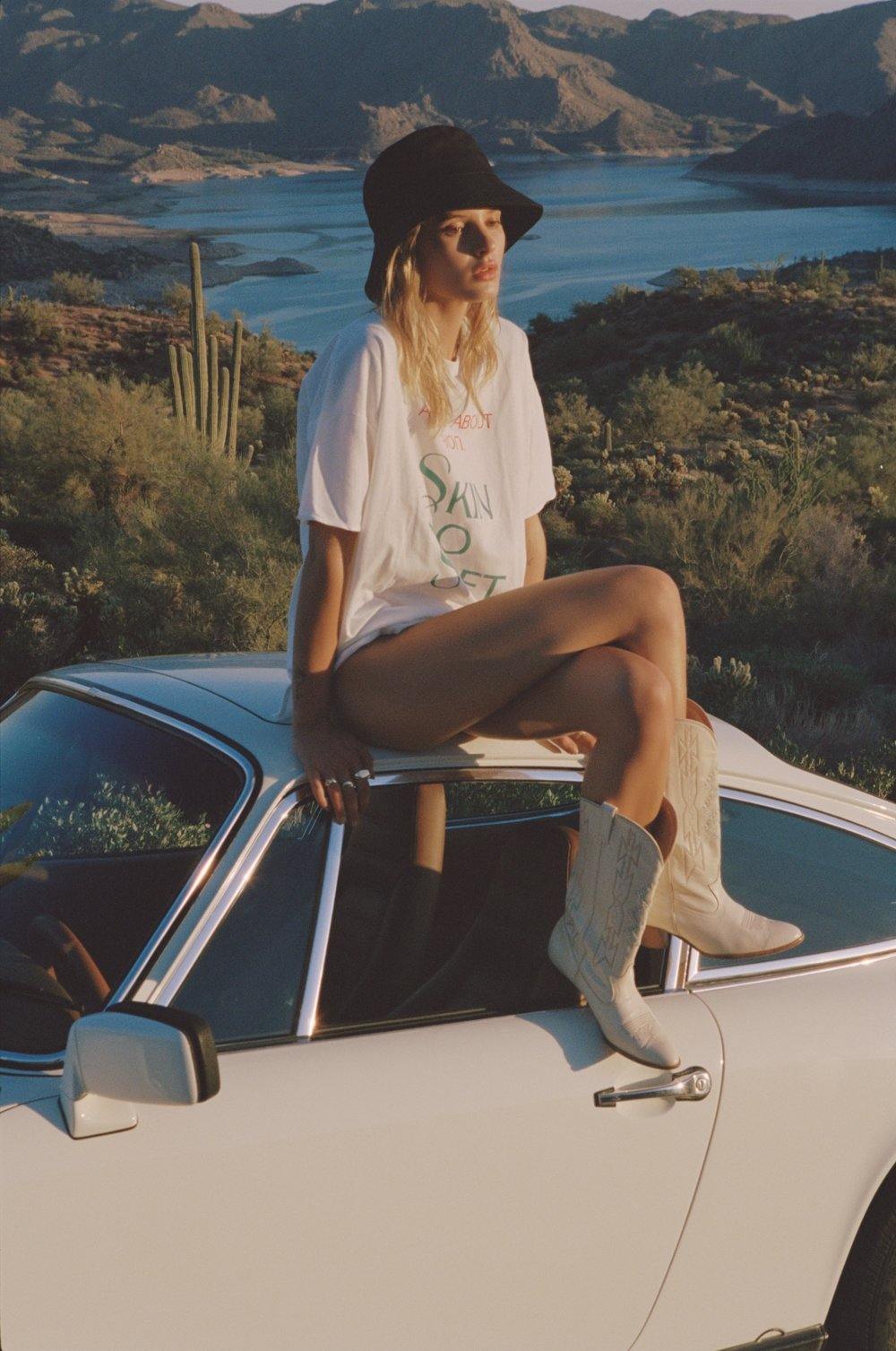 Lack of Color Wave Bucket Hat - Black - Vincent Park - {{shop.address.city}} {{ shop.address.country }}