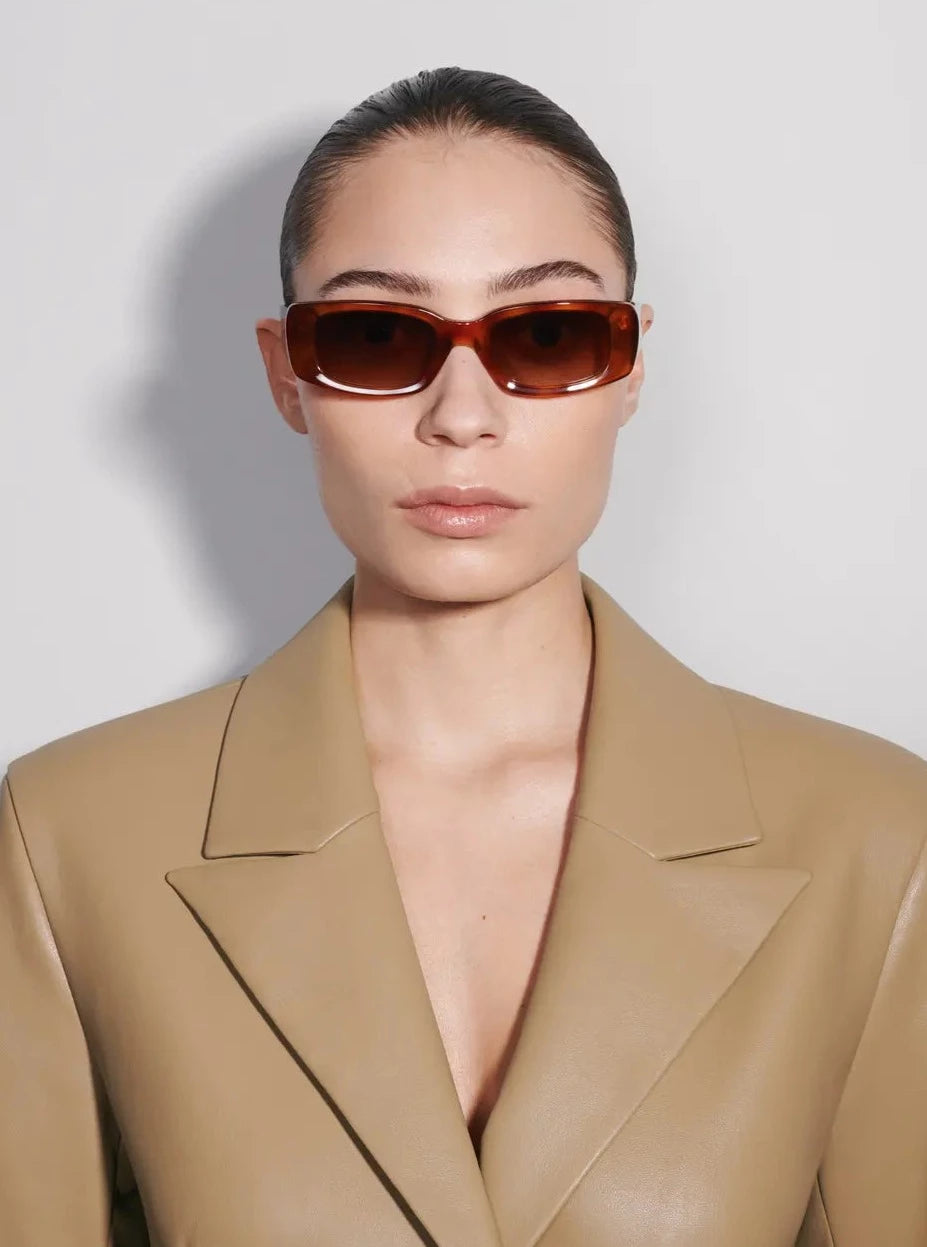 Chimi 10 sunglasses - Havana - Vincent Park - {{shop.address.city}} {{ shop.address.country }}