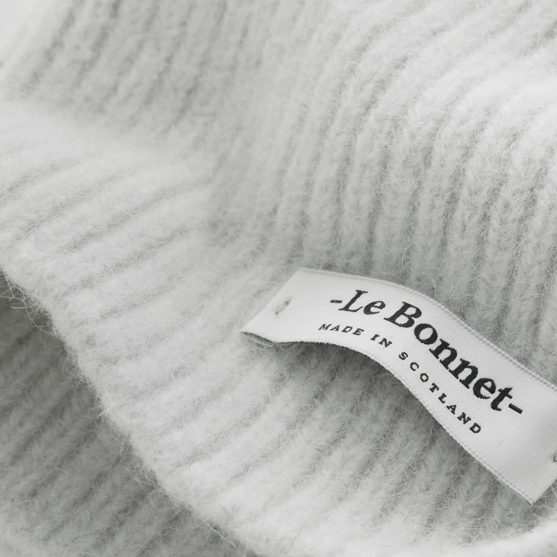 Le Bonnet Beanie - Silver - Vincent Park - {{shop.address.city}} {{ shop.address.country }}