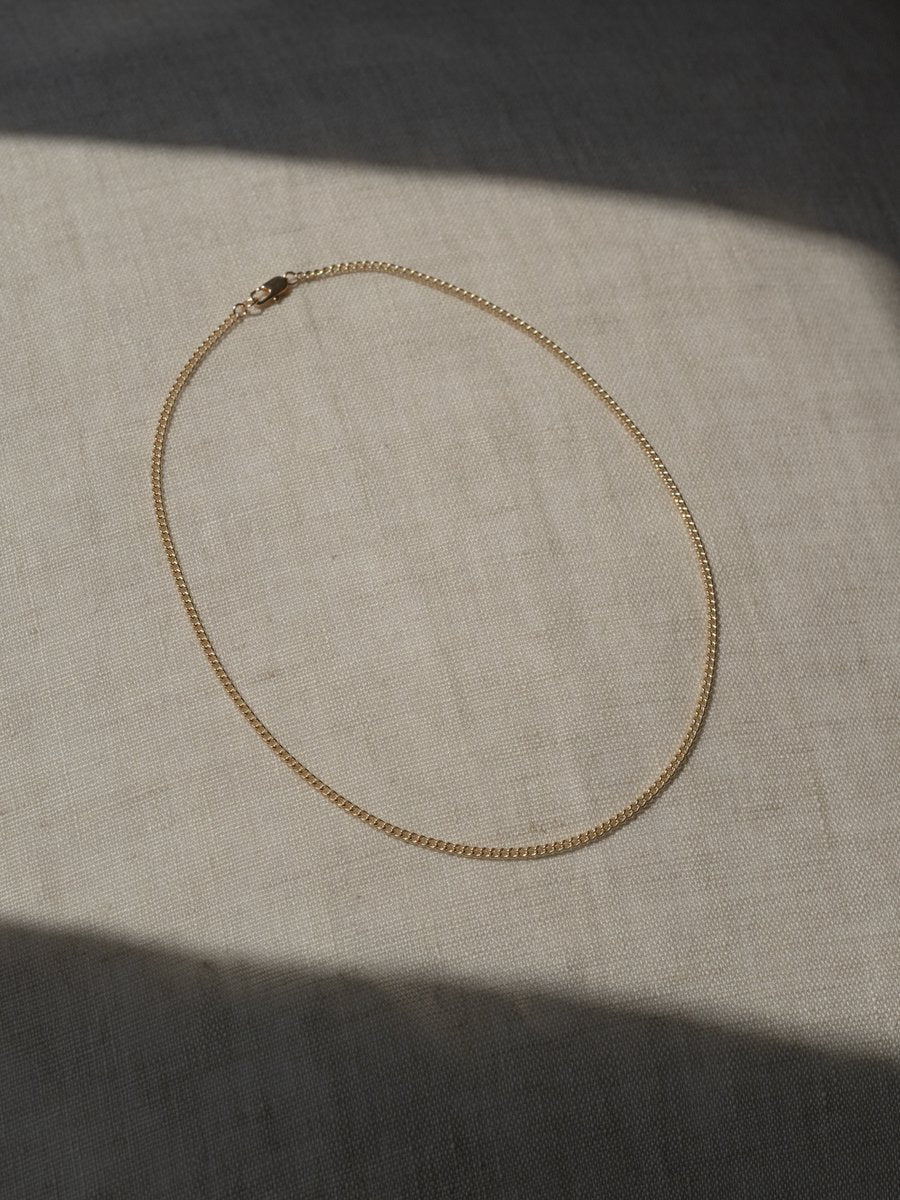 Lisbeth Celine Curb chain - Gold - Vincent Park - {{shop.address.city}} {{ shop.address.country }}