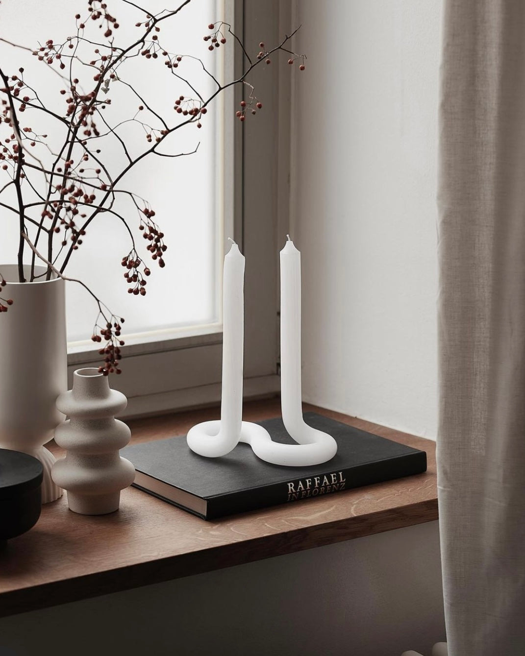 Lex Pott Twist Candle - White - Vincent Park - {{shop.address.city}} {{ shop.address.country }}