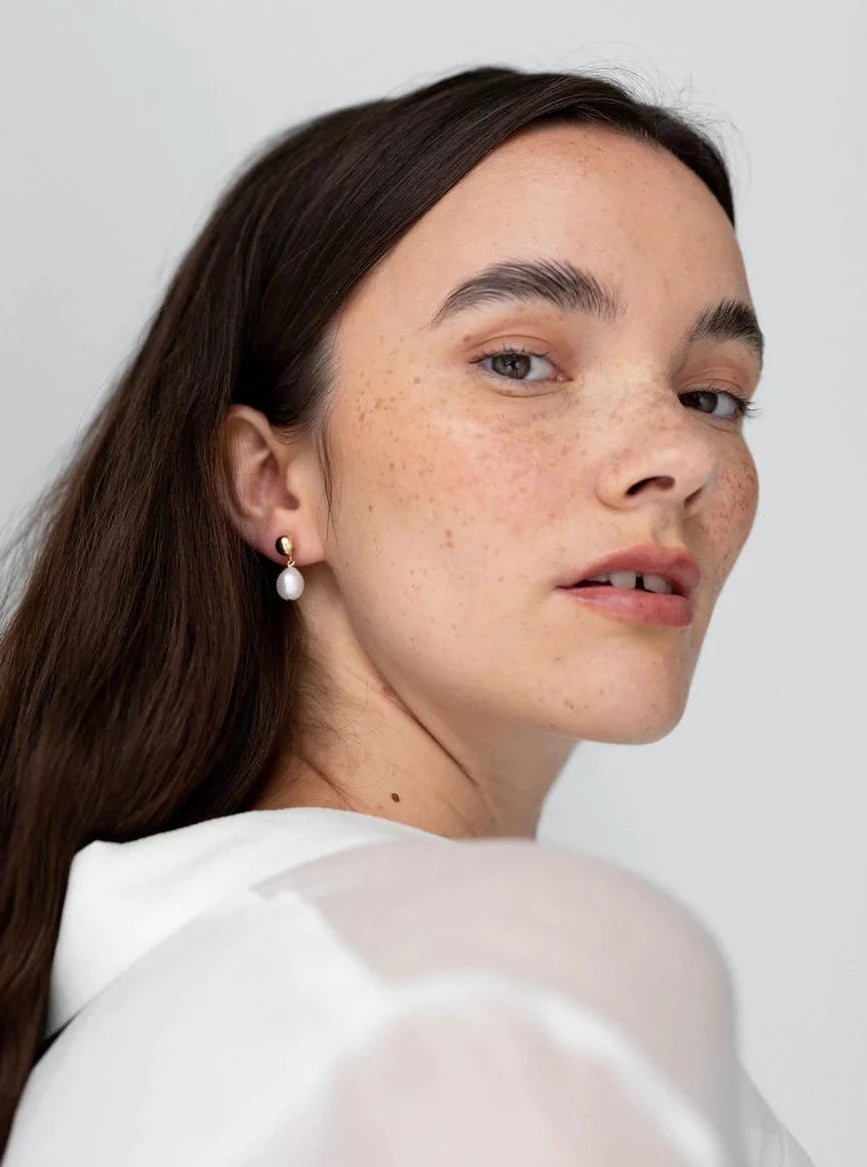 Lisbeth Christie Earrings - Gold - Vincent Park - {{shop.address.city}} {{ shop.address.country }}