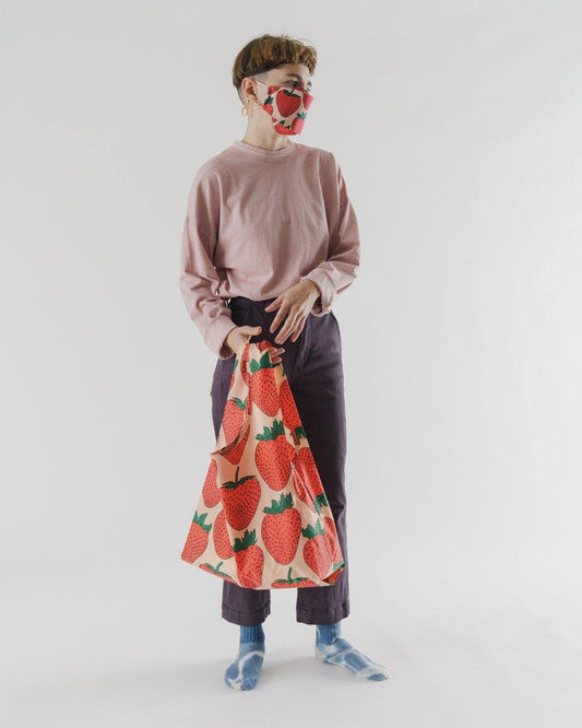 Baggu Standard Reusable Shopper - Strawberry - Vincent Park - {{shop.address.city}} {{ shop.address.country }}