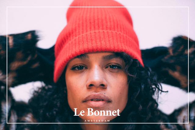Le Bonnet Beanie - Crimson - Vincent Park - {{shop.address.city}} {{ shop.address.country }}
