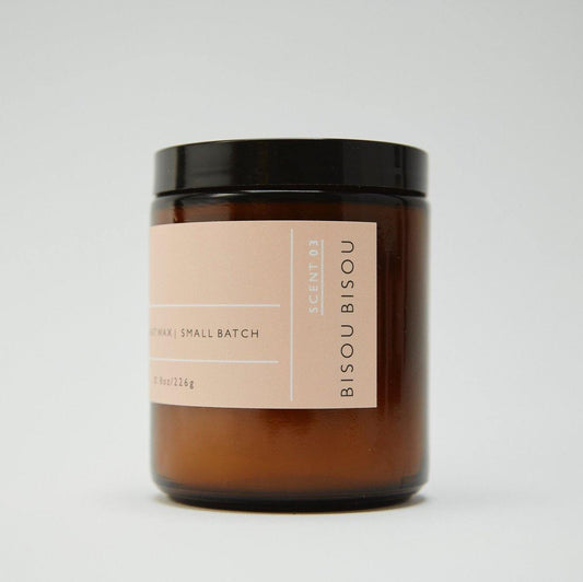 Roen Candle - Bisou Bisou - Vincent Park - {{shop.address.city}} {{ shop.address.country }}