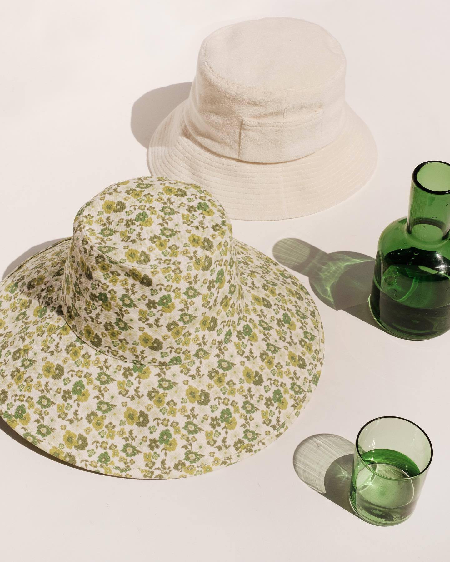 Lack of Color Holiday Bucket Hat - Ivy Bloom - Vincent Park - {{shop.address.city}} {{ shop.address.country }}