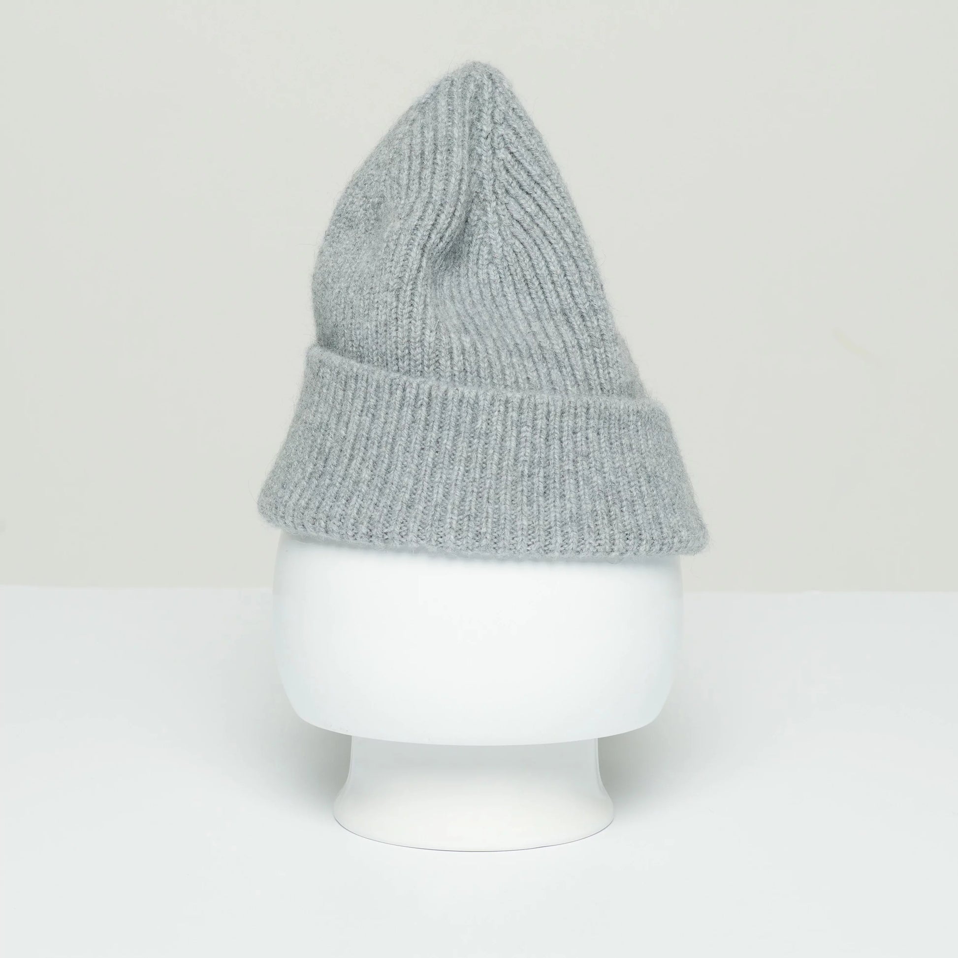 Le Bonnet Beanie - Smoke - Vincent Park - {{shop.address.city}} {{ shop.address.country }}